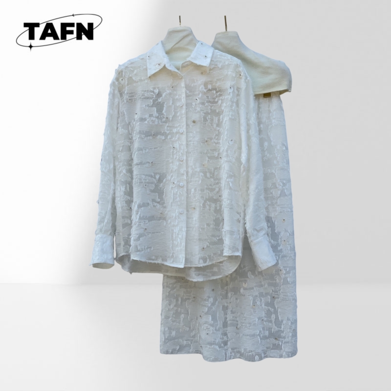 Woman Formal Wear - Set Gaun Dua Potong Modern Wanita
