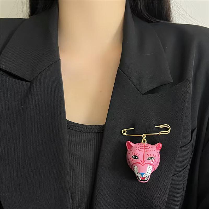 Women Formal Wear Western - Pin Bros Harimau Enamel Elegan untuk