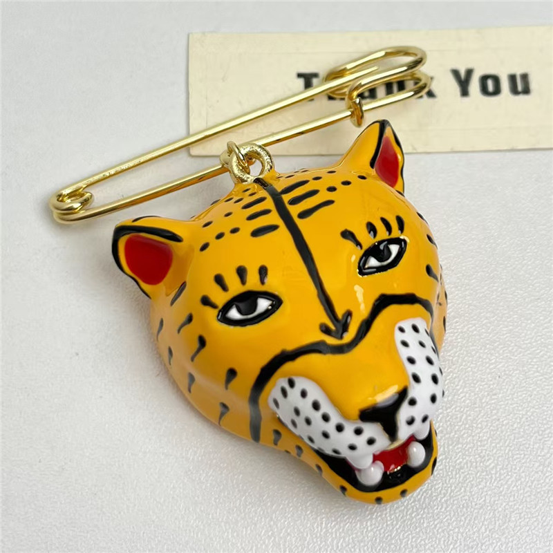 Pin Bros Harimau Enamel Elegan - Women Formal Wear Western ulasan dan harga