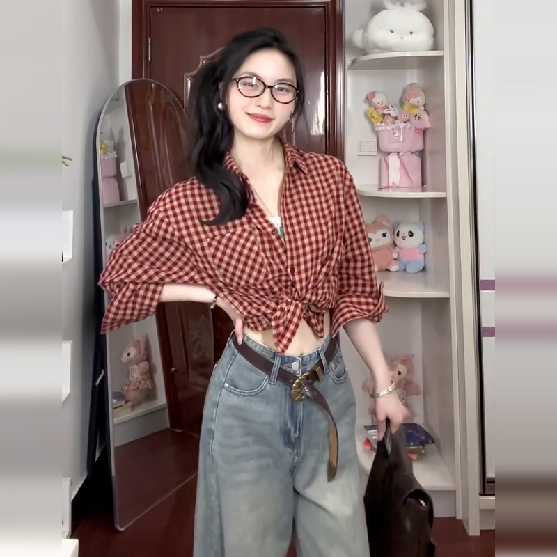 Kemeja Kotak-kotak Merah Vinta - Women Formal Blouses For Evening Wear ulasan dan harga